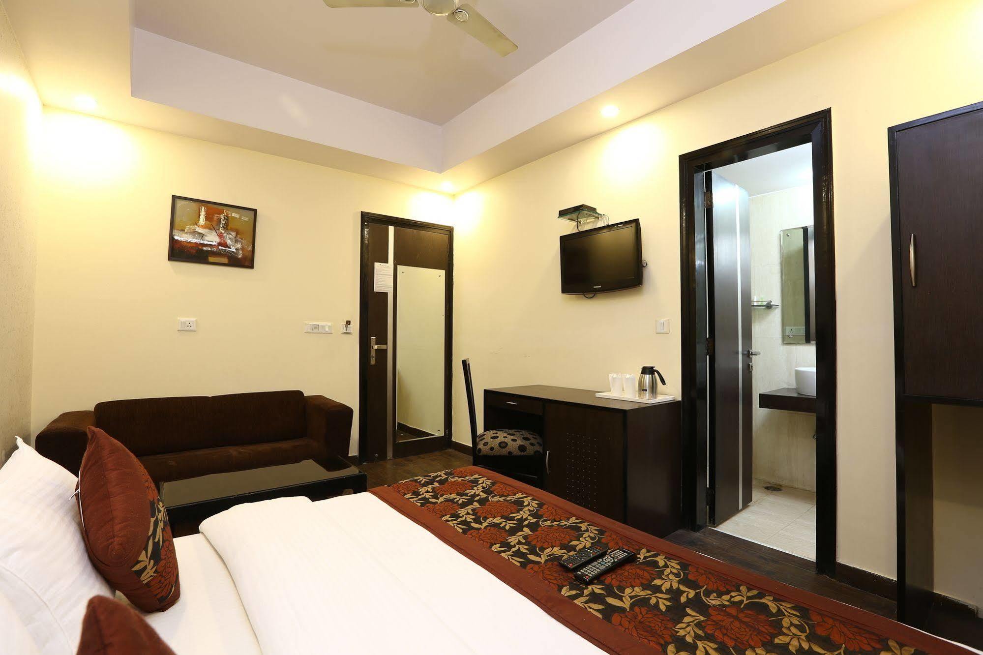 Hotel Kingston Park - Karol Bagh Delhi Exterior foto